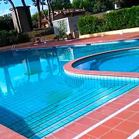 Apartmán Allure Con Piscina E Posto Auto