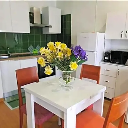 Allure Con Piscina E Posto Auto Apartmán