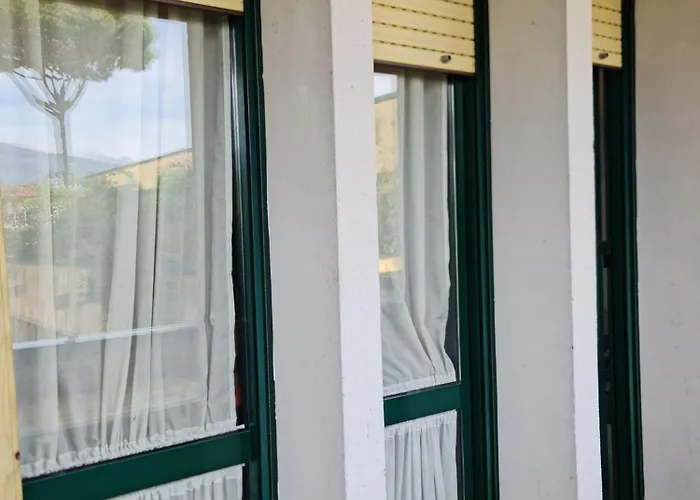 Allure Con E Piscina E Posto Auto *