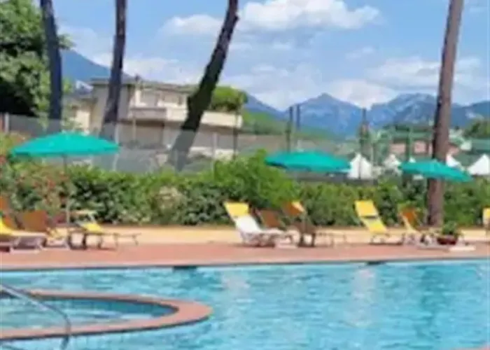 Allure Con E Piscina E Posto Auto * Cinquale