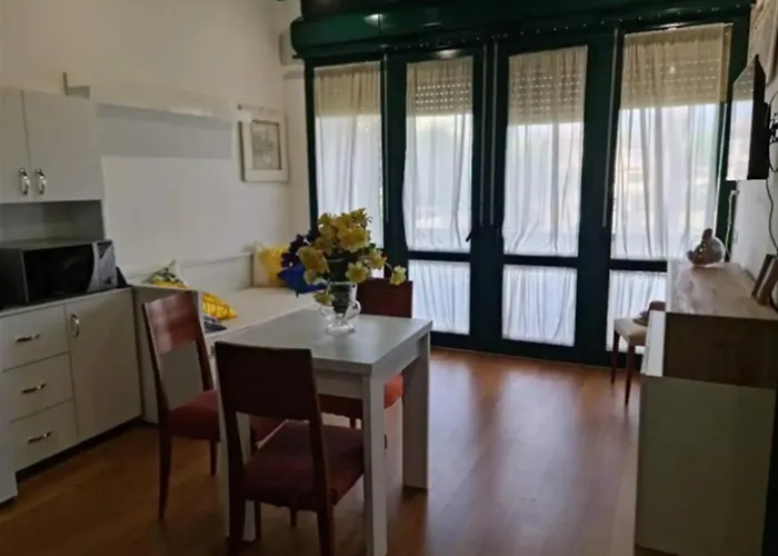 Allure Con E Piscina E Posto Auto