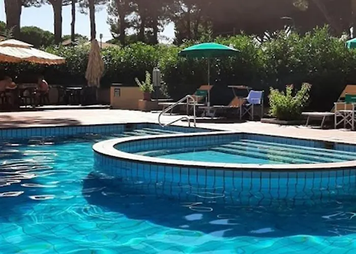 Allure Con E Piscina E Posto Auto Apartamento Cinquale