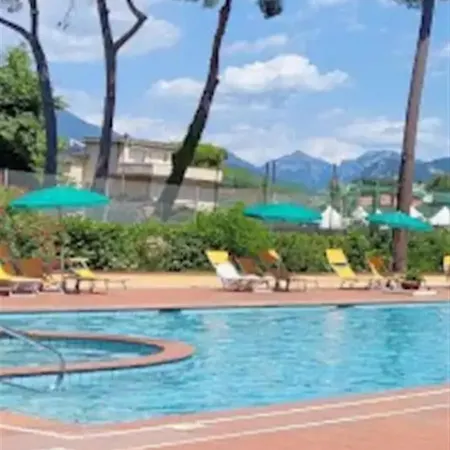 Allure Con E Piscina E Posto Auto * Cinquale